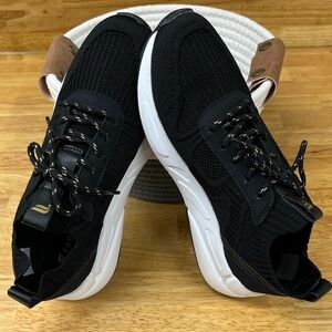 Women’s Fabletics Black and White Everyday Sneaker